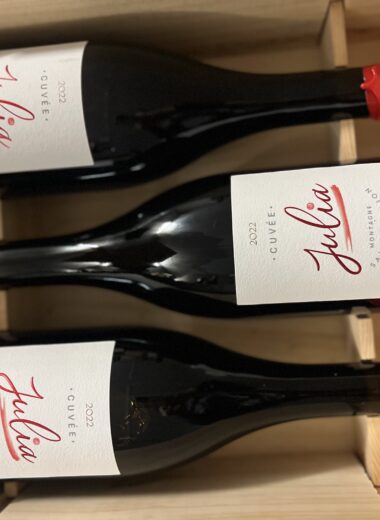 Wooden case Cuvée Julia 2022 Montagne Saint Emilion